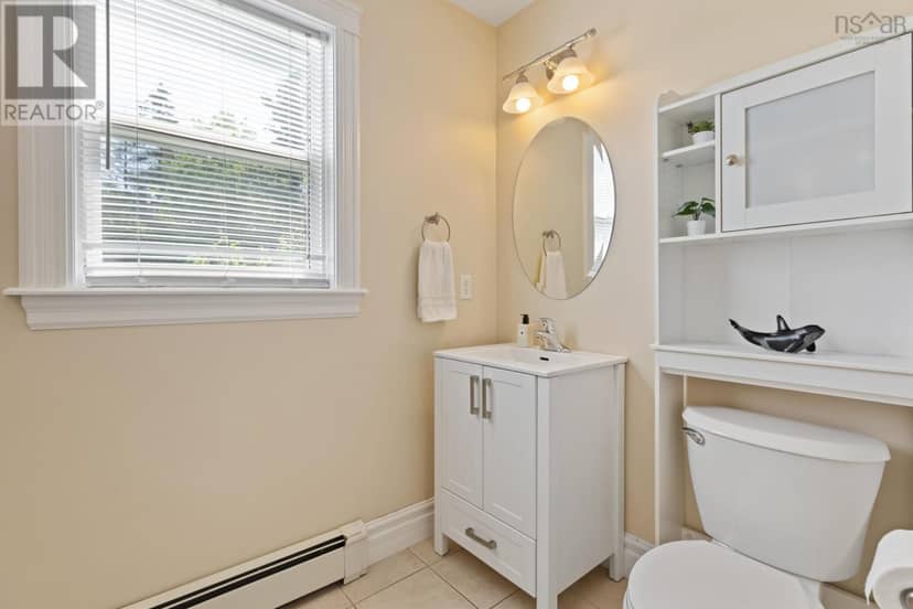 785 Basinview Drive — photo 21 of 40
