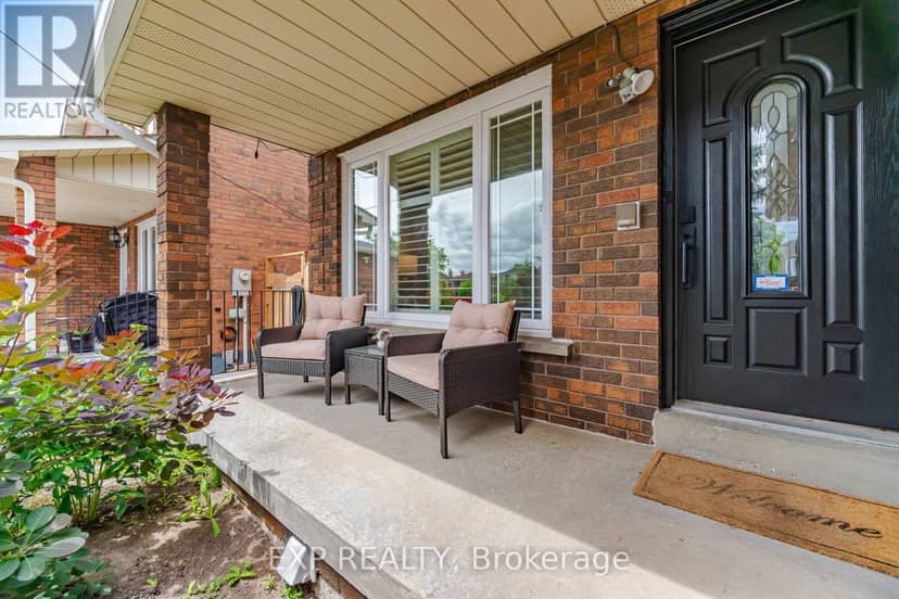 70 Embassy Drive, Vaughan, photo 3