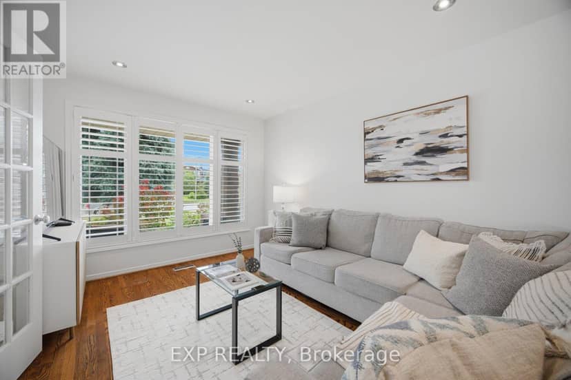 70 Embassy Drive, Vaughan, photo 6