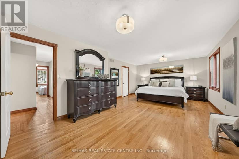 52 Archwood Crescent — photo 25 of 40