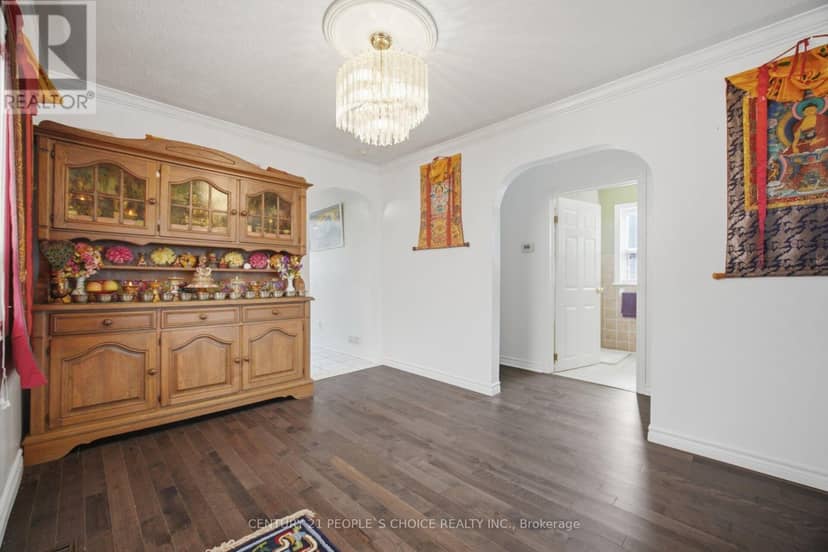 161 Northland Avenue — photo 16 of 40