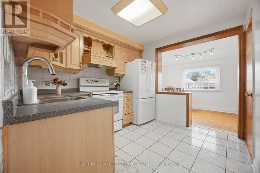 161 Northland Avenue — photo 20 of 40