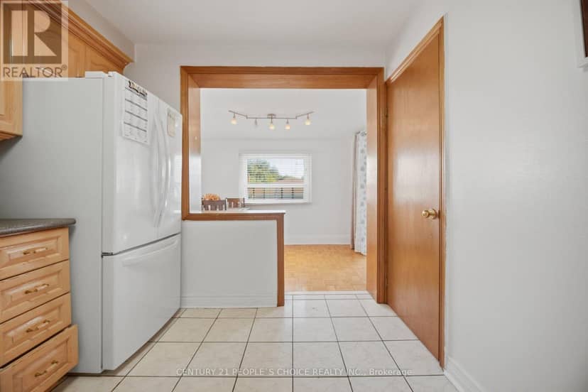 161 Northland Avenue — photo 21 of 40