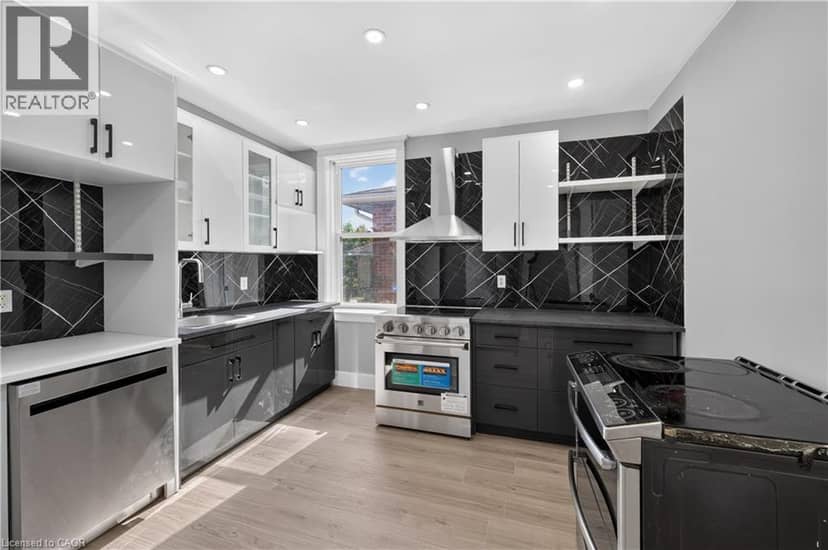117 WILLIAM Street — photo 15 of 40