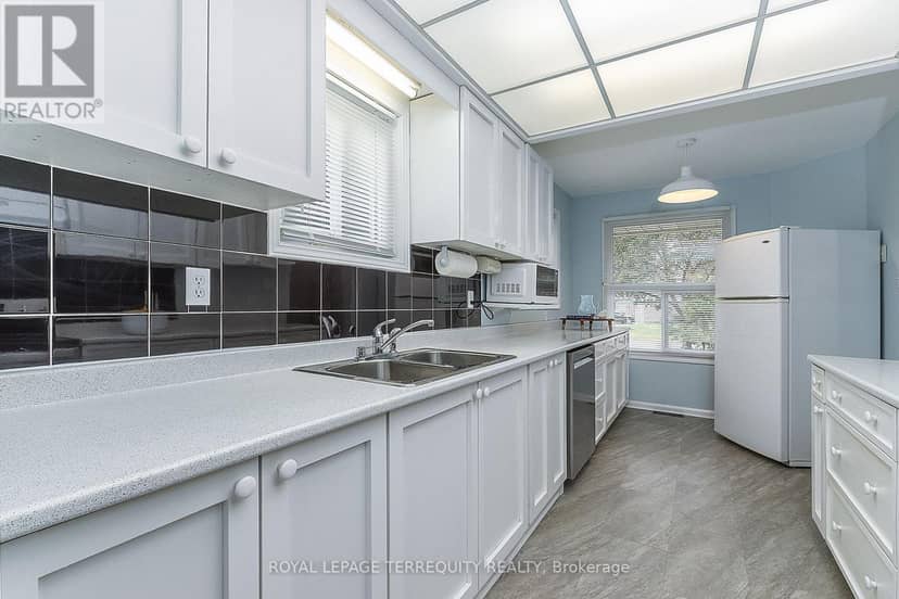 182 Chatfield Drive — photo 6 of 34
