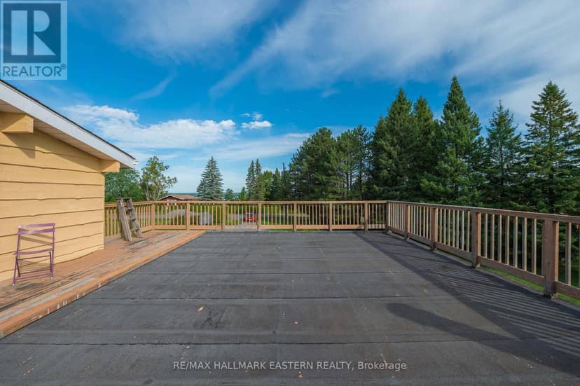 137 Grandview Drive — photo 35 of 40
