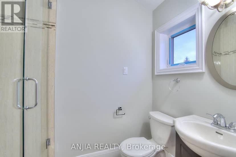 44 Bellini Avenue — photo 15 of 40