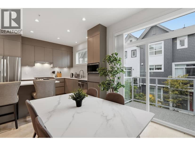 23 23785 DEWDNEY TRUNK ROAD, Maple Ridge, photo 2