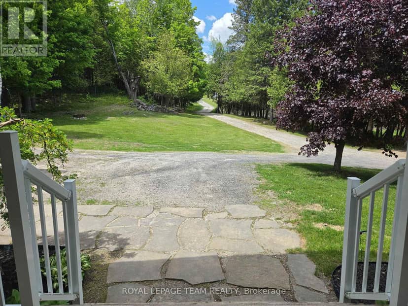 5195 McDonald's Corners Road, Lanark Highlands, photo 8