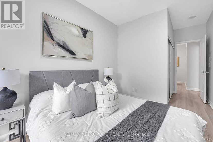 180 Borough Drive — photo 28 of 40