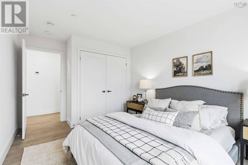 304 72 Seapoint Road — photo 15 of 24