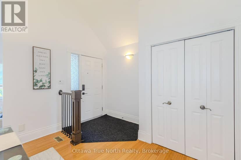 83A Leacock Drive, Ottawa, photo 3