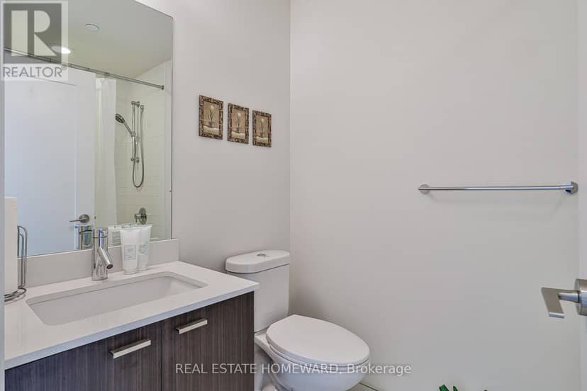 3102 - 30 Roehampton Avenue — photo 8 of 40