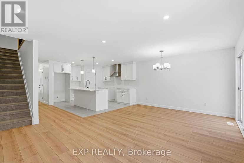 243 Sumac Crescent — photo 14 of 24