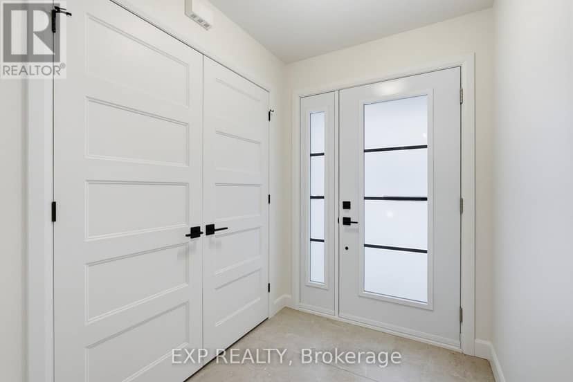 243 Sumac Crescent, The Nation, photo 2