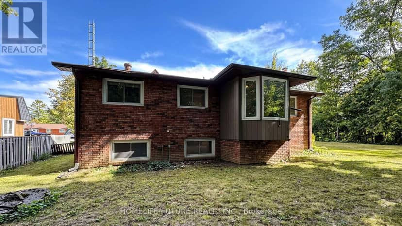 3906 Rosemary Lane — photo 35 of 40