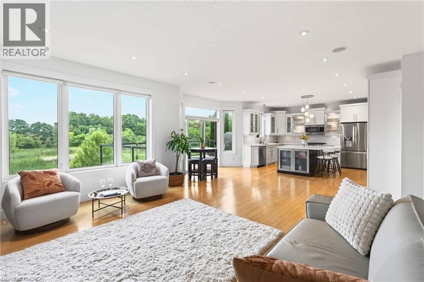 430 RIDEAU RIVER Street — photo 10 of 40