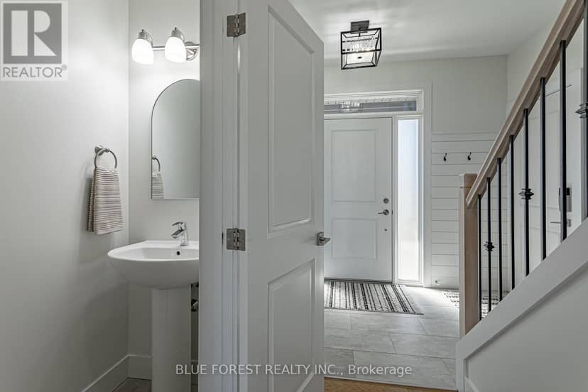 106 Spencer Avenue — photo 10 of 40