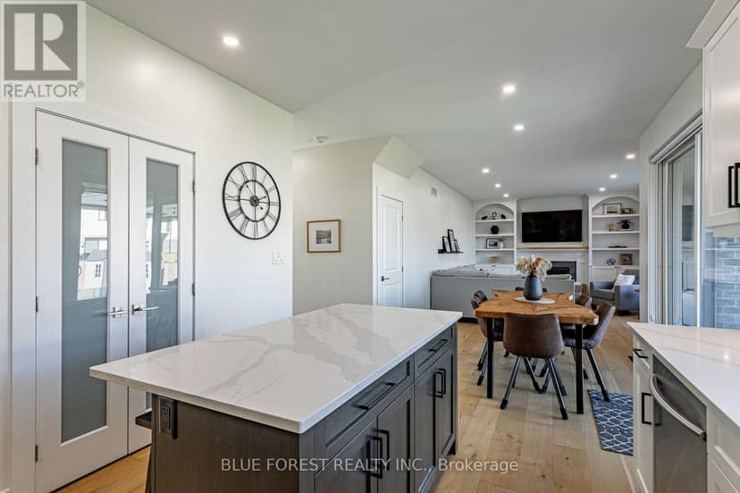 106 Spencer Avenue — photo 15 of 40