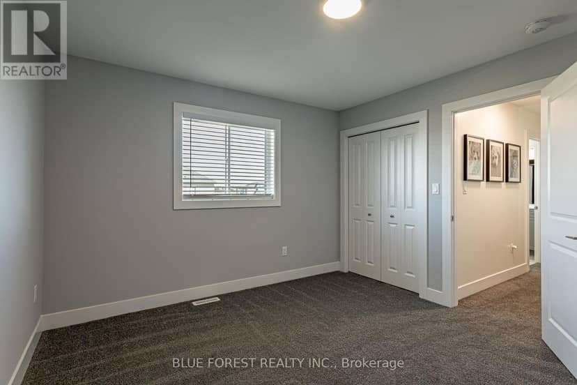 106 Spencer Avenue — photo 32 of 40