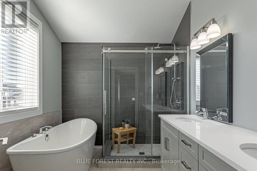 106 Spencer Avenue — photo 27 of 40