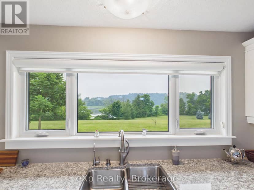 207 Edmund Street, West Grey, photo 8