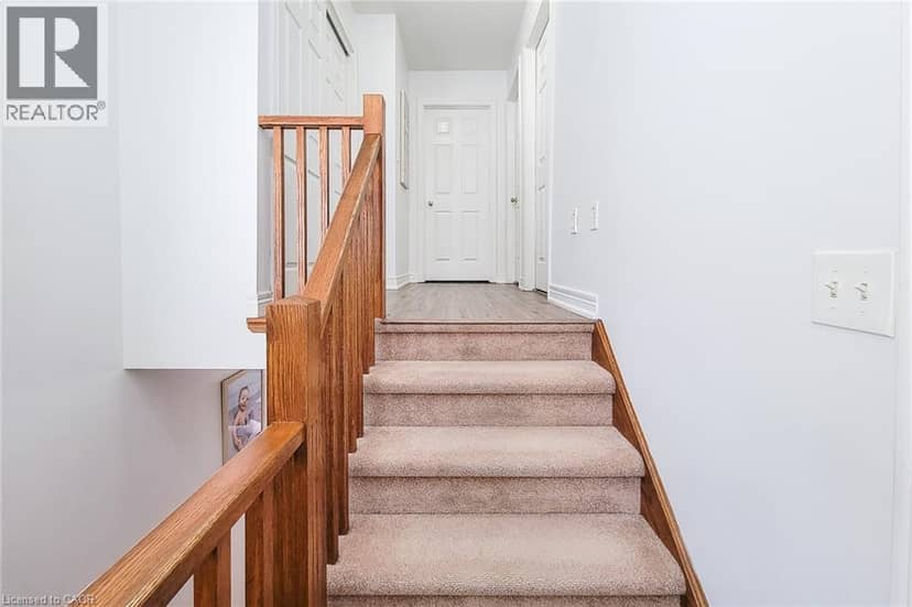 171 HIGHBURY Drive Unit# 13 — photo 36 of 40
