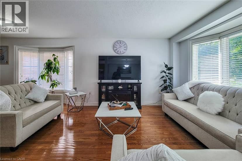 171 HIGHBURY Drive Unit# 13 — photo 20 of 40