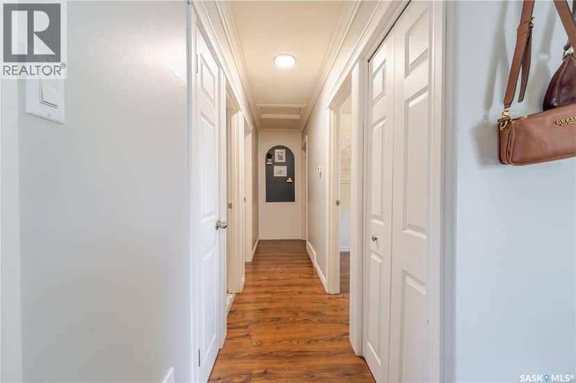 1048 11th AVENUE NW — photo 17 of 40