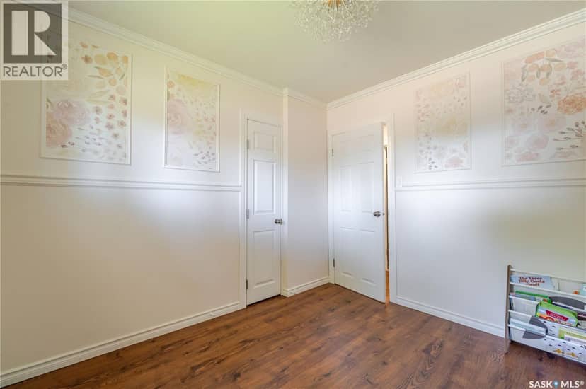 1048 11th AVENUE NW — photo 22 of 40