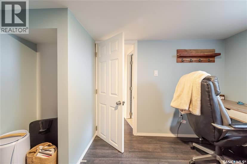 1048 11th AVENUE NW — photo 38 of 40