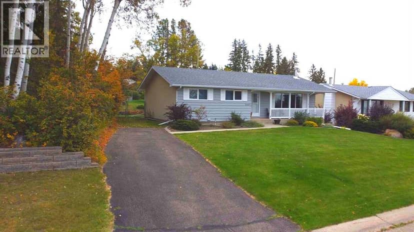 5007 42 Street, Ponoka, photo 2