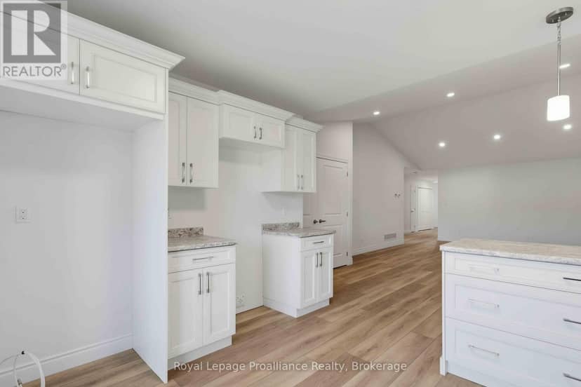 20 Clayton John Avenue — photo 11 of 29