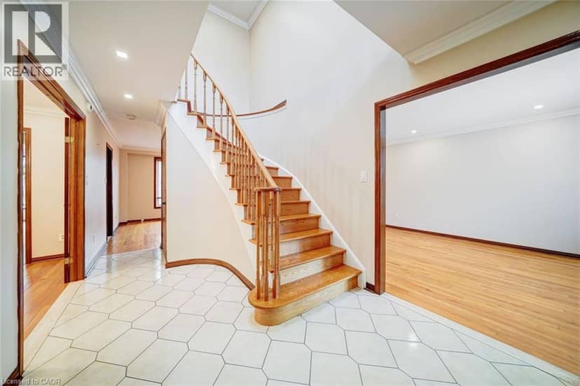 312 HUNTINGWOOD Drive — photo 10 of 40