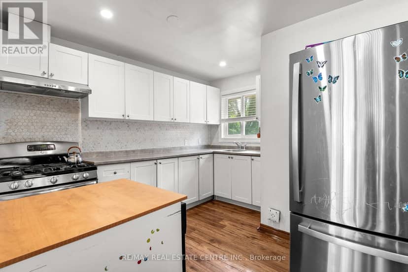 62 Elizabeth Street — photo 18 of 40