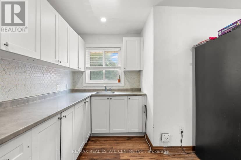62 Elizabeth Street — photo 20 of 40