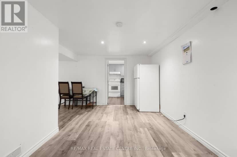 62 Elizabeth Street — photo 29 of 40