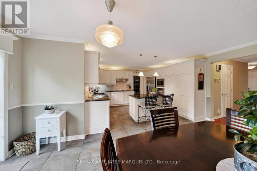 1704 Blakely Drive — photo 9 of 40