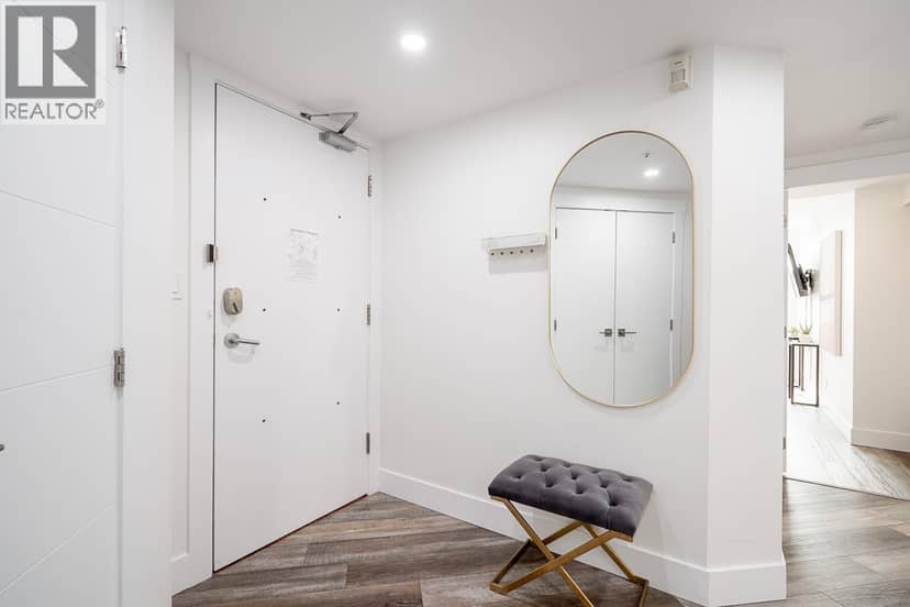 1907 1050 BURRARD STREET, Vancouver, photo 4
