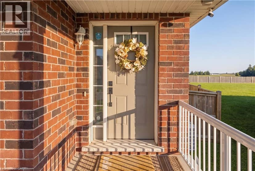 116 ENGLISH Crescent, Plattsville, photo 3