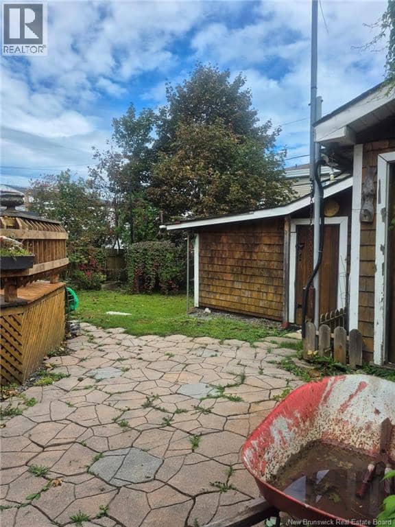 61 Carney Avenue — photo 20 of 40