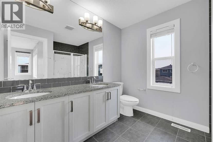 95 Redstone Park NE — photo 21 of 40