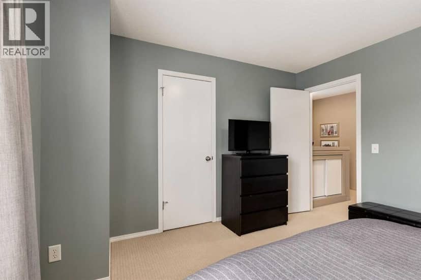778 Tuscany Drive NW — photo 18 of 40