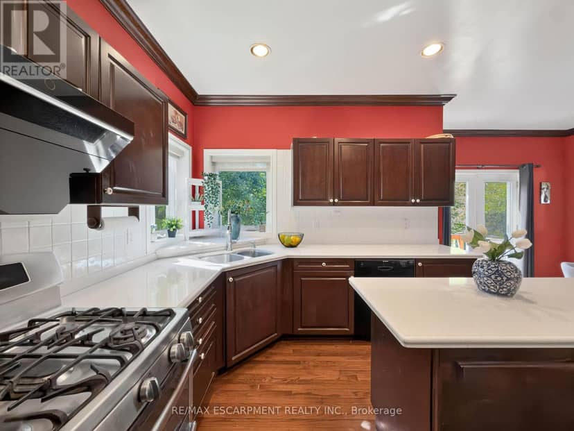 74 Davidson Boulevard — photo 14 of 40