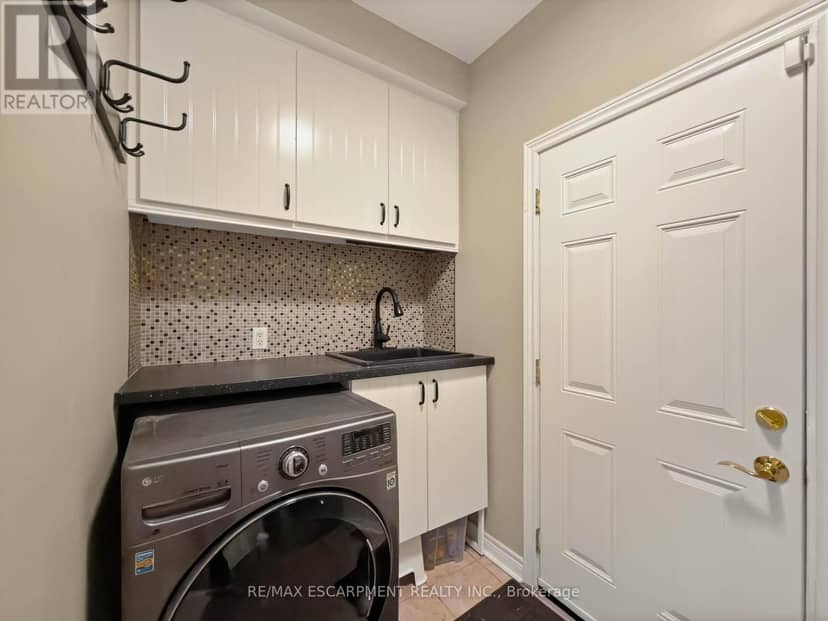 74 Davidson Boulevard — photo 20 of 40