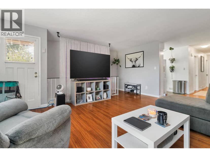 1522-1524 PITT RIVER ROAD, Port Coquitlam, photo 4