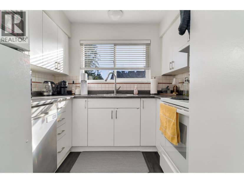 1522-1524 PITT RIVER ROAD, Port Coquitlam, photo 8