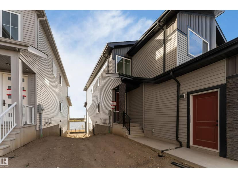 231 Crystal Creek DR, Leduc, photo 3