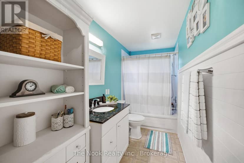 6 Cedar Terrace — photo 12 of 25