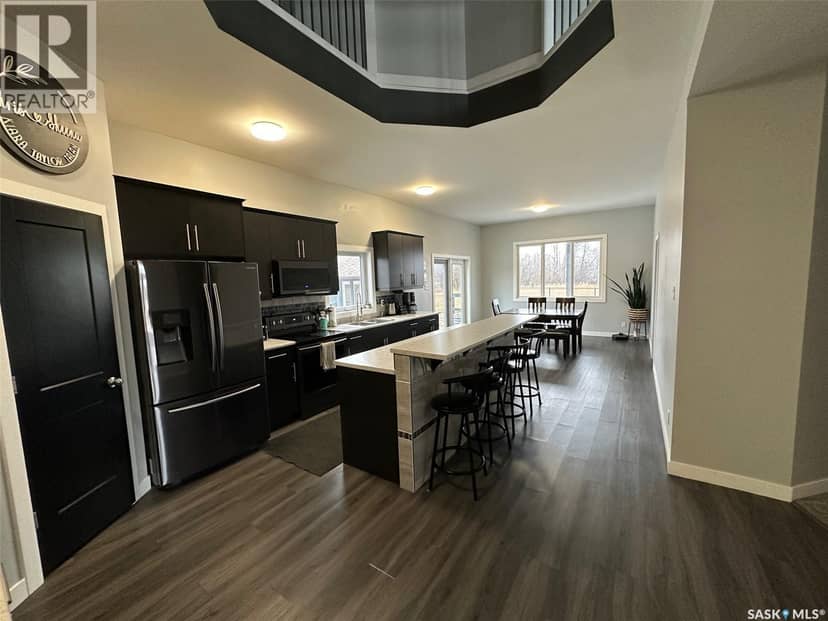 701 Bay STREET — photo 11 of 40